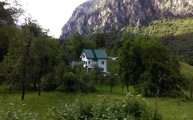 Vila Montana